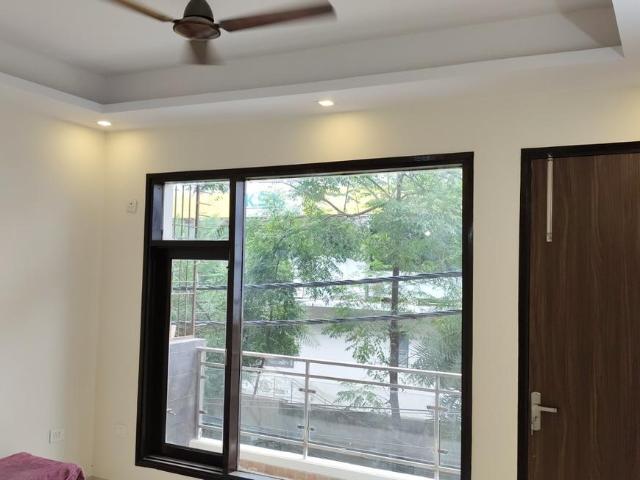 3 BHK Apartment in Saket for rent New Delhi. The reference number is 20500979