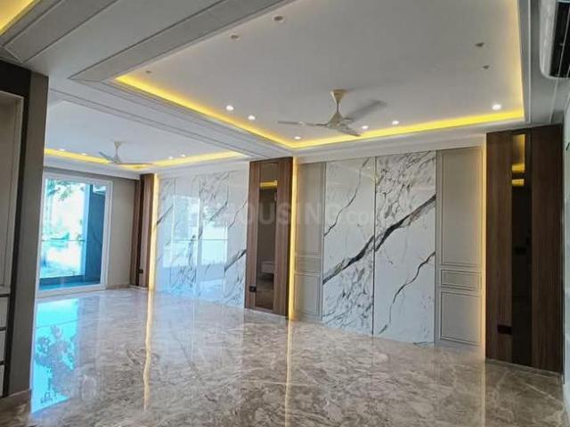 3 BHK Apartment in Saket for rent New Delhi. The reference number is 20670056