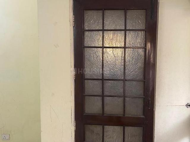 3 BHK Apartment in Saket for resale New Delhi. The reference number is 15746911