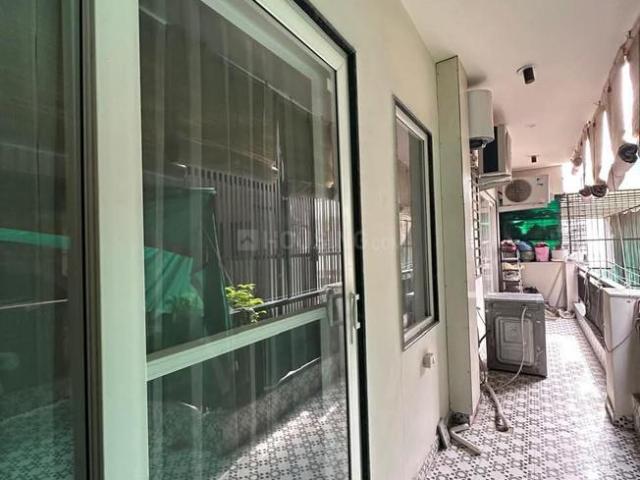 3 BHK Apartment in Freedom Fighters Enclave for resale New Delhi. The reference number is 19996448