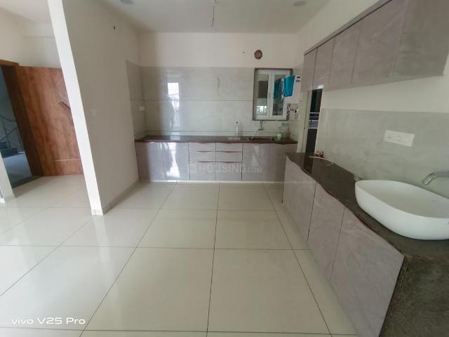 3 BHK Apartment in Sama Savli for rent Vadodara. The reference number is 11761128