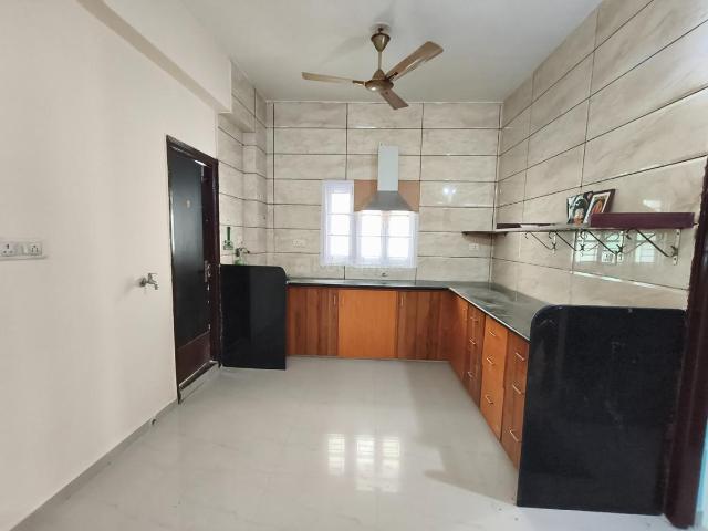 3 BHK Apartment in Sama Savli for resale Vadodara. The reference number is 20909600