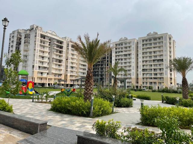 3 BHK Apartment in Sanauli for resale Zirakpur. The reference number is 16913315