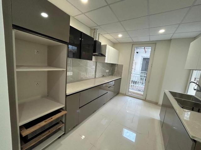 3 BHK Apartment in Sanauli for resale Zirakpur. The reference number is 20786521