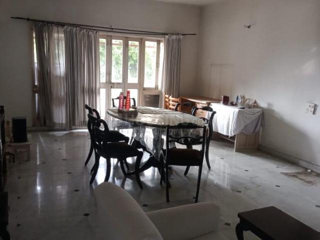 3 BHK Apartment in Santoshpur for resale Kolkata. The reference number is 18256167
