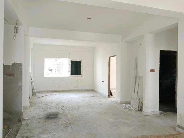 3 BHK Apartment in Santoshpur for resale Kolkata. The reference number is 20436338
