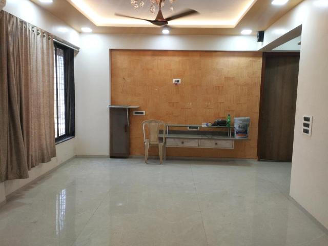 3 BHK Apartment in Santacruz East for rent Mumbai. The reference number is 14003829