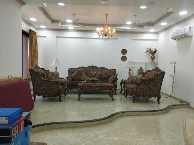 3 BHK Apartment in Santacruz East for rent Mumbai. The reference number is 14003870