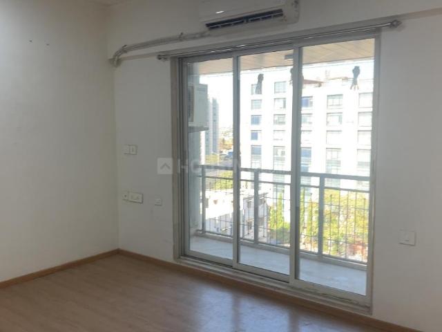 3 BHK Apartment in Santacruz East for rent Mumbai. The reference number is 19773065