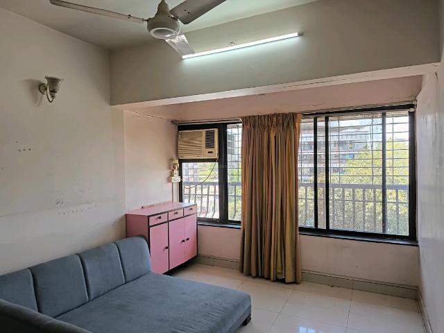 3 BHK Apartment in Santacruz East for rent Mumbai. The reference number is 20325693