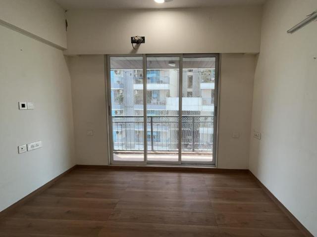 3 BHK Apartment in Santacruz East for resale Mumbai. The reference number is 20413638