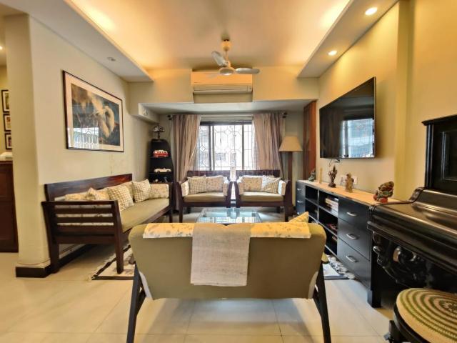 3 BHK Apartment in Santacruz East for resale Mumbai. The reference number is 20279250