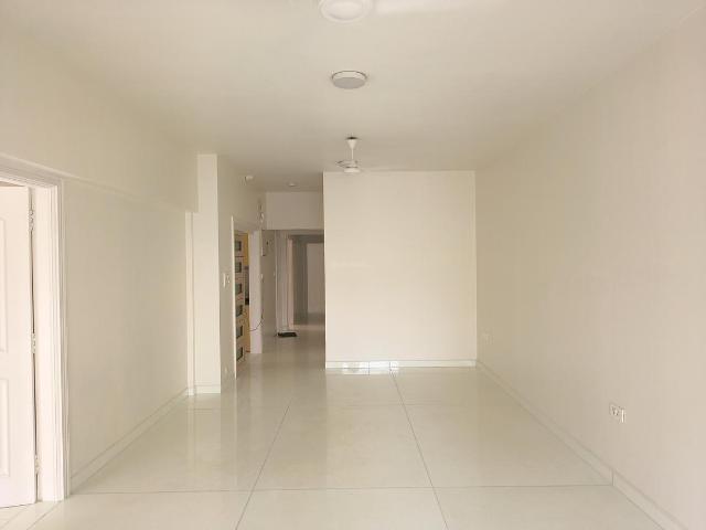 3 BHK Apartment in Santacruz West for rent Mumbai. The reference number is 19694248