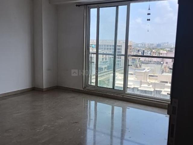 3 BHK Apartment in Santacruz West for resale Mumbai. The reference number is 18049198