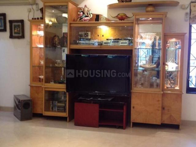 3 BHK Apartment in Santacruz West for resale Mumbai. The reference number is 19450418