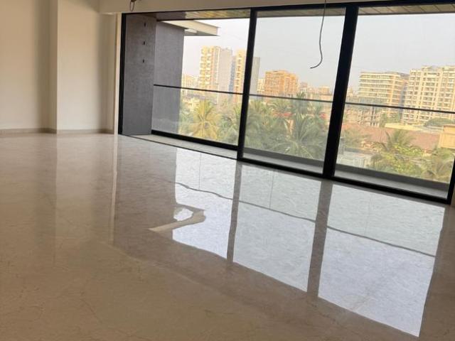 3 BHK Apartment in Santacruz West for resale Mumbai. The reference number is 19536908