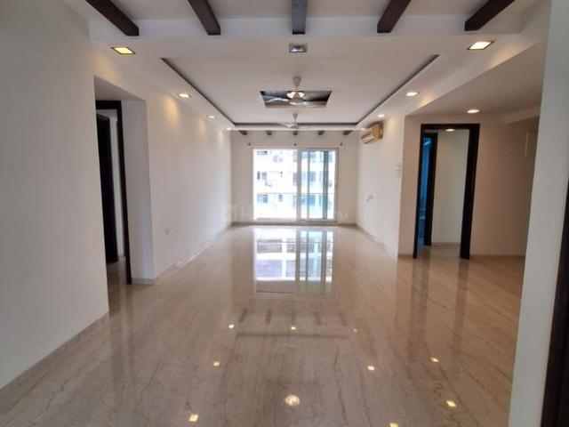 3 BHK Apartment in Santacruz West for resale Mumbai. The reference number is 20570407