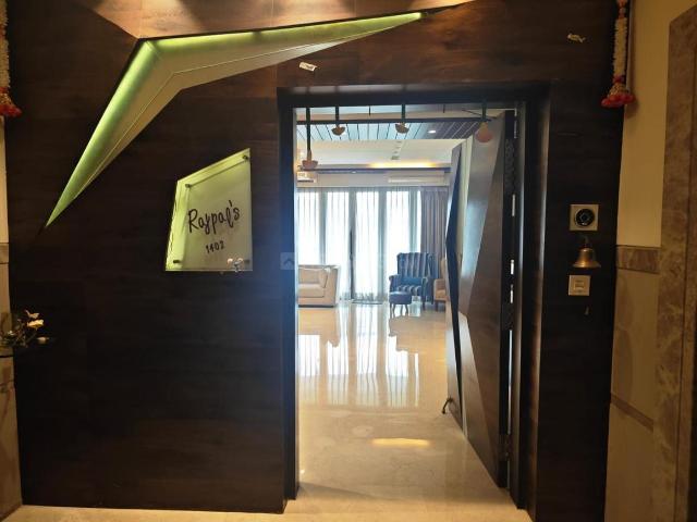 3 BHK Apartment in Santacruz West for resale Mumbai. The reference number is 20660733