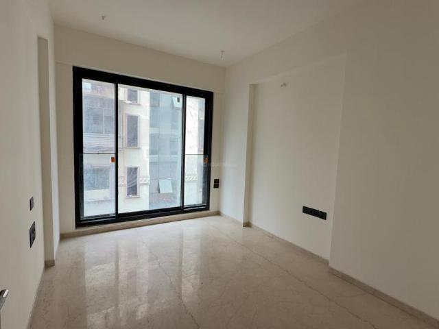 3 BHK Apartment in Santacruz West for resale Mumbai. The reference number is 20668424