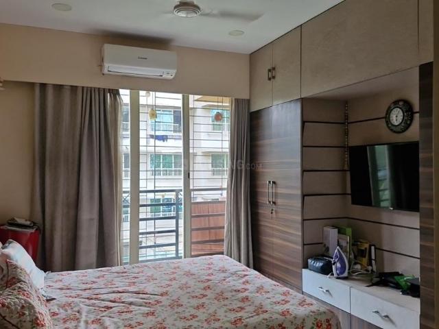 3 BHK Apartment in Santacruz West for resale Mumbai. The reference number is 20670618