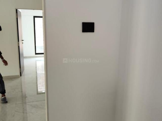 3 BHK Apartment in Santacruz West for resale Mumbai. The reference number is 20704002