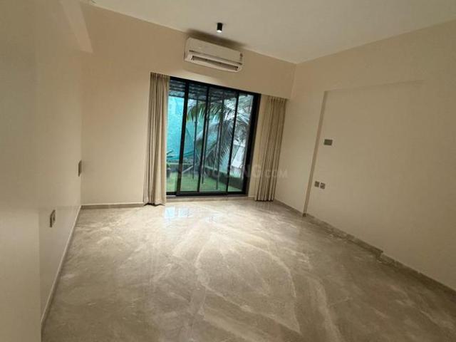 3 BHK Apartment in Santacruz West for resale Mumbai. The reference number is 20079010