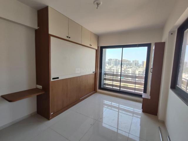 3 BHK Apartment in Sargasan for rent Gandhinagar. The reference number is 20441515