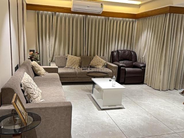 3 BHK Apartment in Sargasan for rent Gandhinagar. The reference number is 20152118
