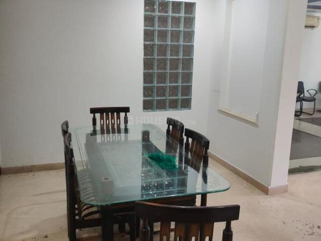 3 BHK Apartment in Sarita Vihar for resale New Delhi. The reference number is 14547193