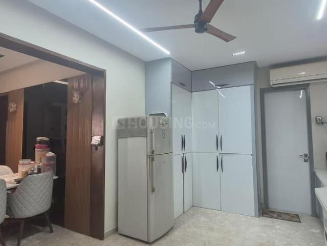 3 BHK Apartment in Science City for resale Ahmedabad. The reference number is 20173090