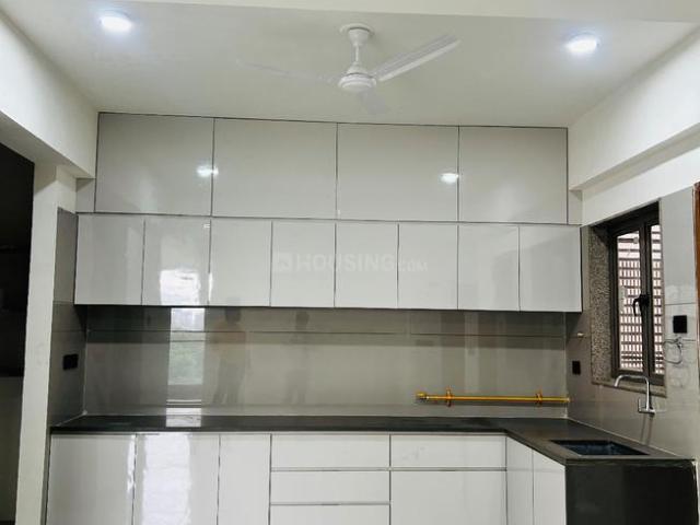 3 BHK Apartment in Science Park for rent Ahmedabad. The reference number is 20965015