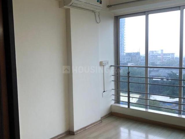 3 BHK Apartment in Sewri for resale Mumbai. The reference number is 20184894