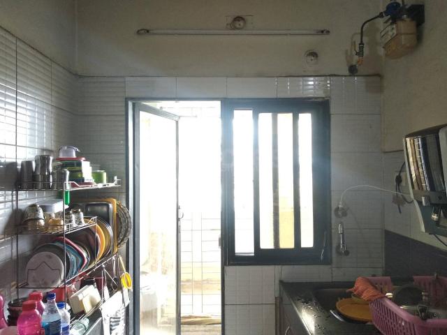 3 BHK Apartment in Seawoods for resale Palm Beach Road Seawoods. The reference number is 17233603