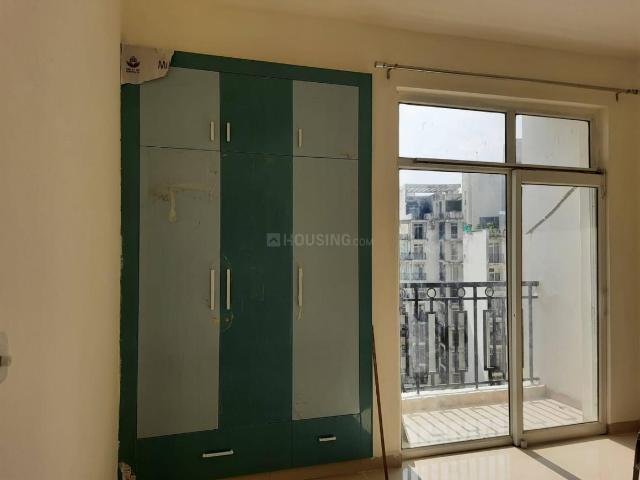 3 BHK Apartment in Sector A for rent Lucknow. The reference number is 18416243