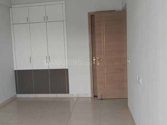 3 BHK Apartment in Sector 143 for rent Noida. The reference number is 19865055