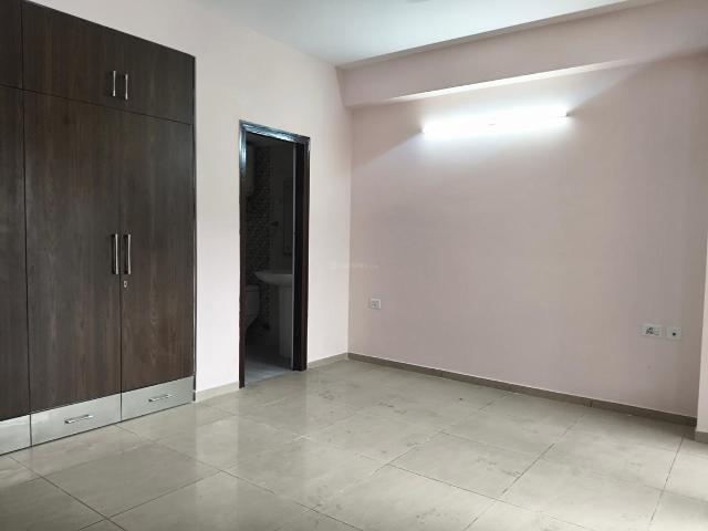 3 BHK Apartment in Sector 143 for rent Noida. The reference number is 20861950