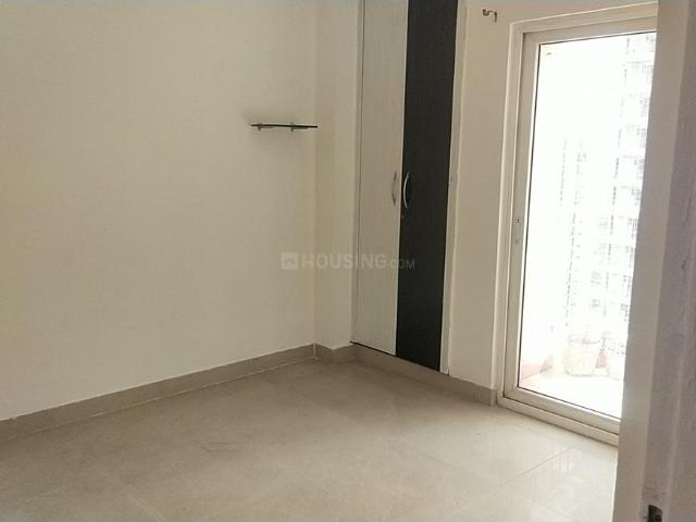 3 BHK Apartment in Sector 143B for rent Noida. The reference number is 20206245