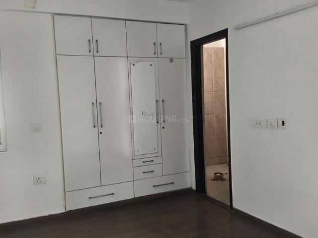 3 BHK Apartment in Sector 143B for rent Noida. The reference number is 20359432