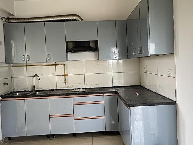 3 BHK Apartment in Sector 144 for rent Noida. The reference number is 18201579