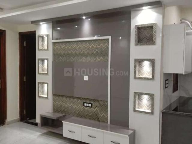3 BHK Apartment in Sector 14 for resale Gurgaon. The reference number is 18449131