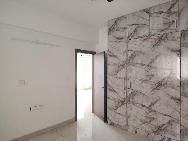 3 BHK Apartment in Sector 150 for rent Noida. The reference number is 18776103