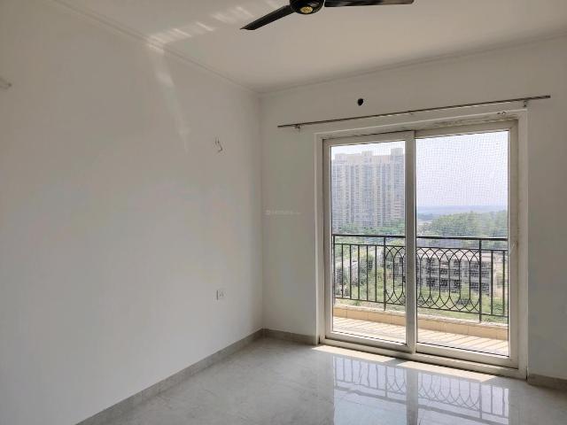 3 BHK Apartment in Sector 150 for rent Noida. The reference number is 19329486
