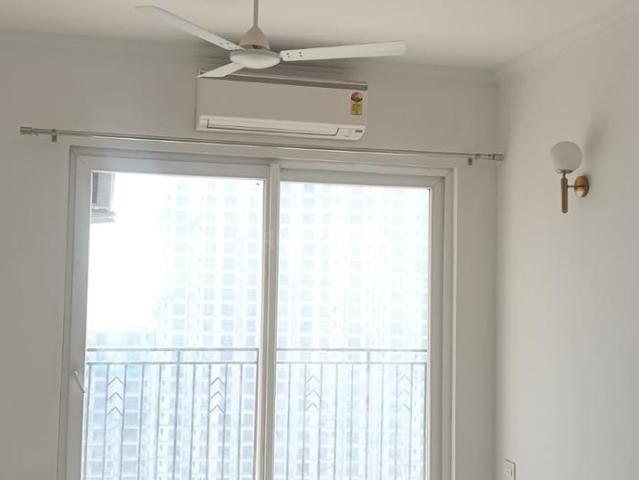3 BHK Apartment in Sector 150 for rent Noida. The reference number is 19680009