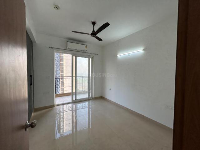 3 BHK Apartment in Sector 150 for rent Noida. The reference number is 19743548