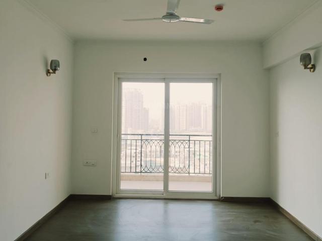 3 BHK Apartment in Sector 150 for rent Noida. The reference number is 19905020