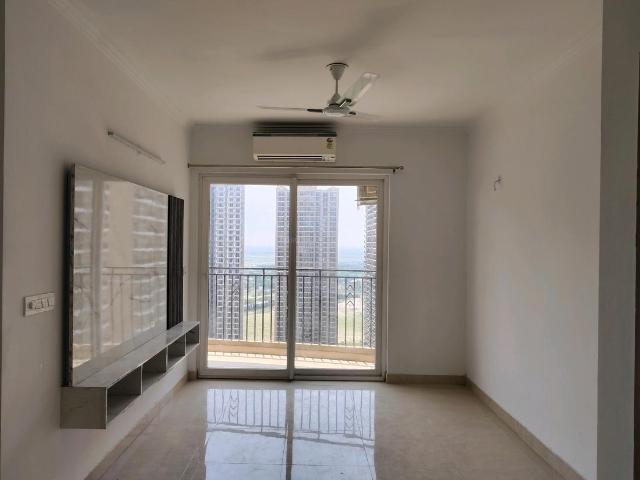3 BHK Apartment in Sector 150 for rent Noida. The reference number is 20191578