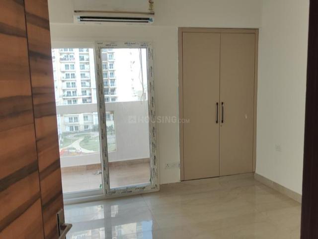 3 BHK Apartment in Sector 150 for rent Noida. The reference number is 20130138