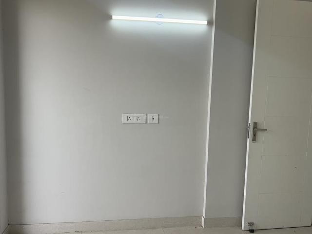 3 BHK Apartment in Sector 150 for rent Noida. The reference number is 20516237