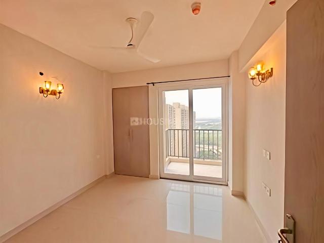 3 BHK Apartment in Sector 150 for rent Noida. The reference number is 20633688