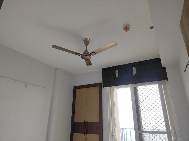 3 BHK Apartment in Sector 150 for rent Noida. The reference number is 20637485